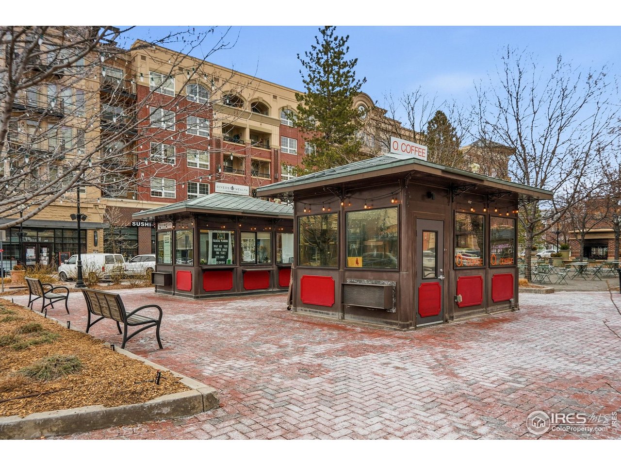 6034 South Steele Street Centennial, CO 80121 - Photo 40 of 46 a front view of building with an outdoor seating