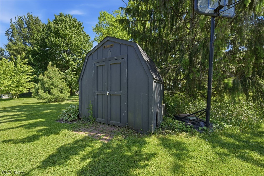 3670 Austinburg Road Ashtabula, OH 44004 - Photo 46 of 50 Shed for 3658