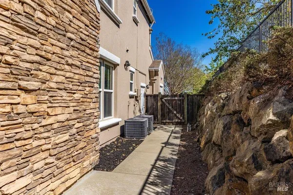 $2,498,000 | 7780 Clifden Court, Dublin, CA 94568