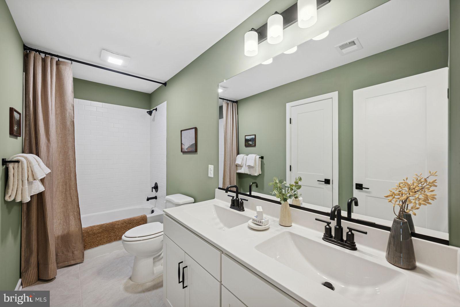 442 Amherst Street Ranson, WV 25438 - Photo 13 of 23 Secondary Bathroom