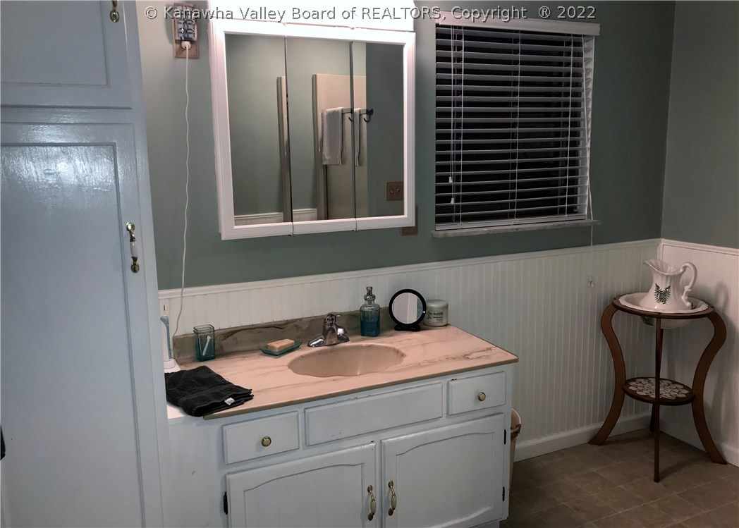 121 Greenbrier Drive Ripley, WV 25271 - Photo 11 of 25 Gallery Image 11