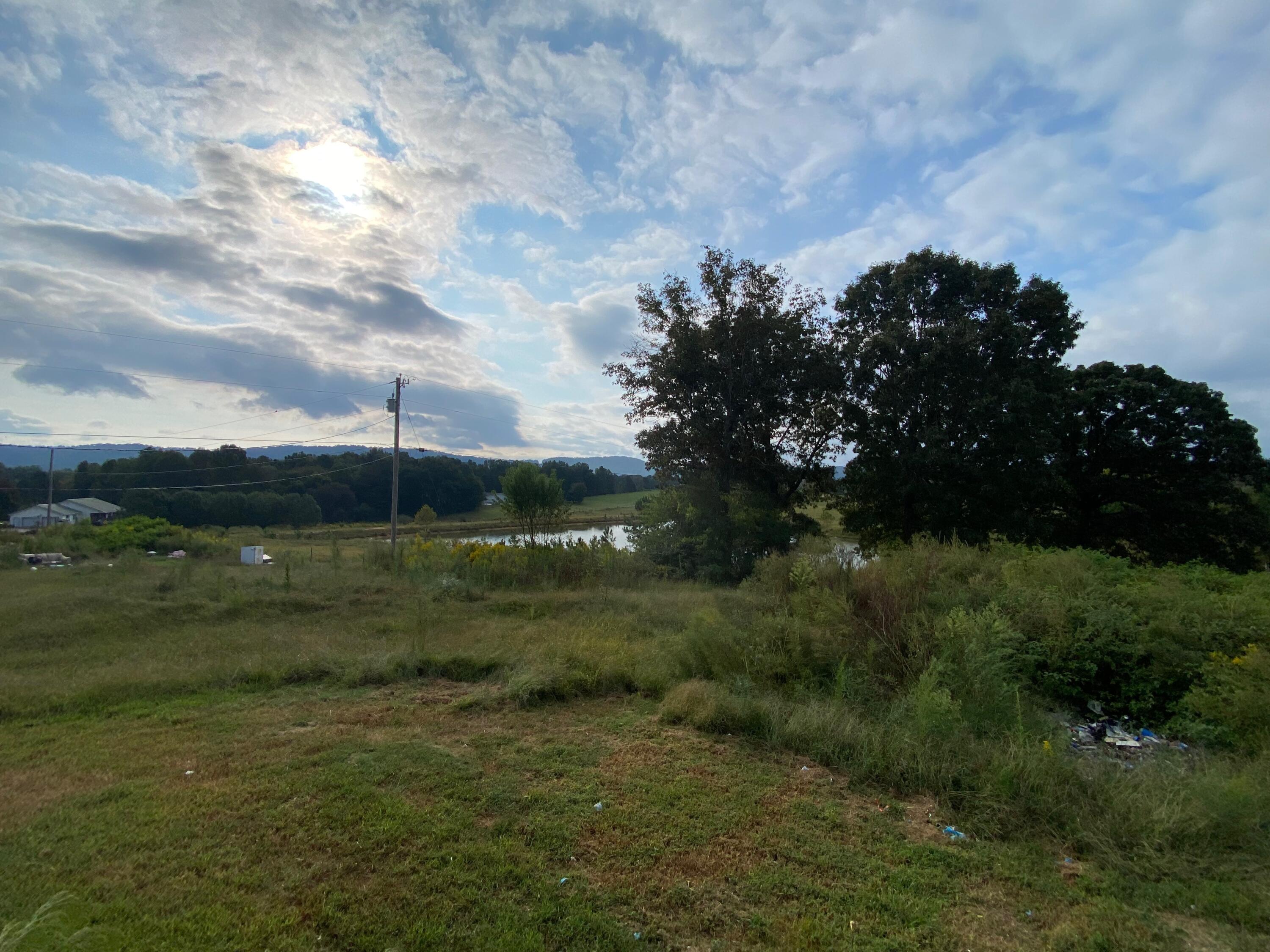 256 McSears Circle LaFayette, GA 30728 - Photo 2 of 22 IMG_8276