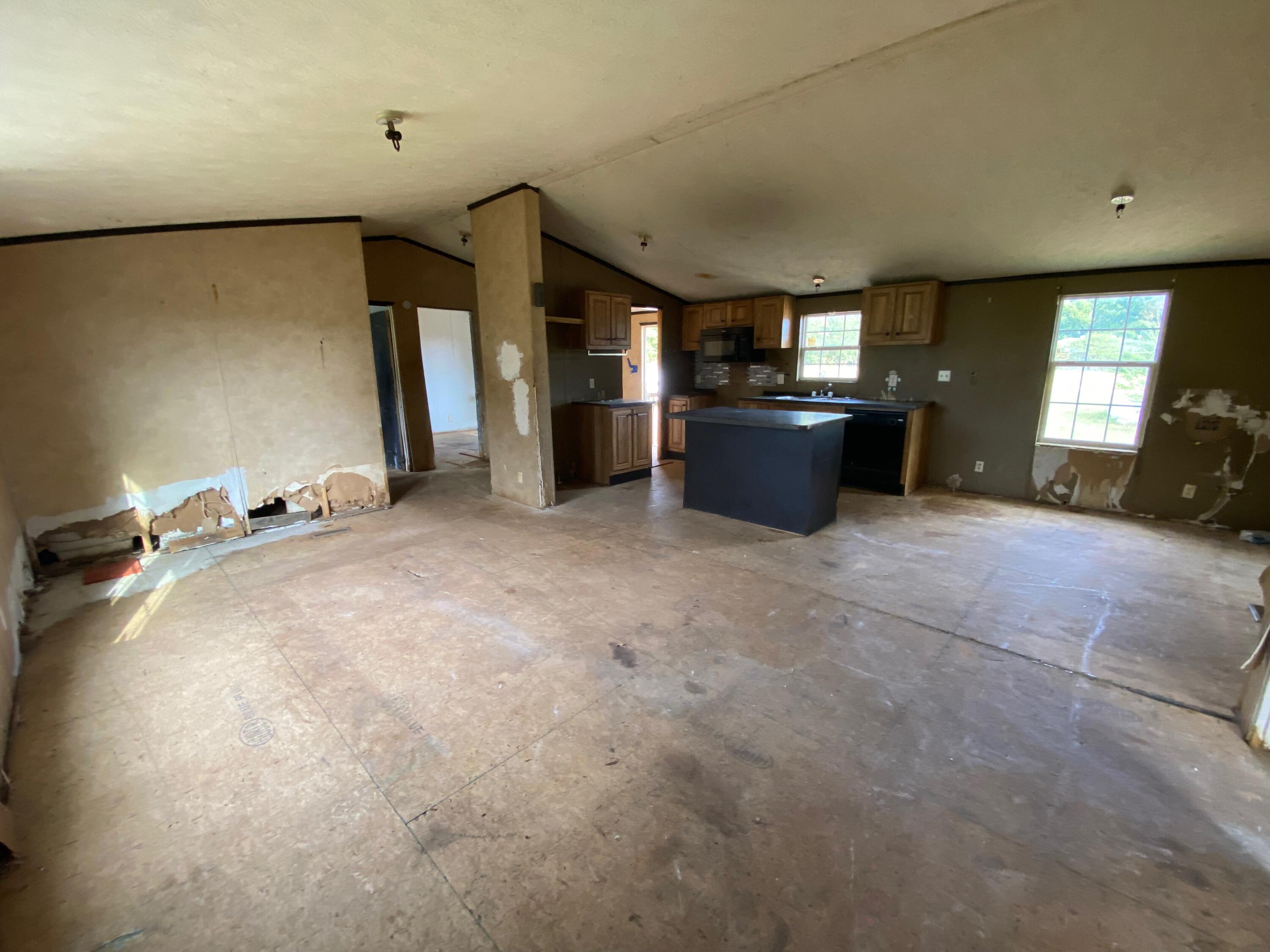 256 McSears Circle LaFayette, GA 30728 - Photo 4 of 22 IMG_8264