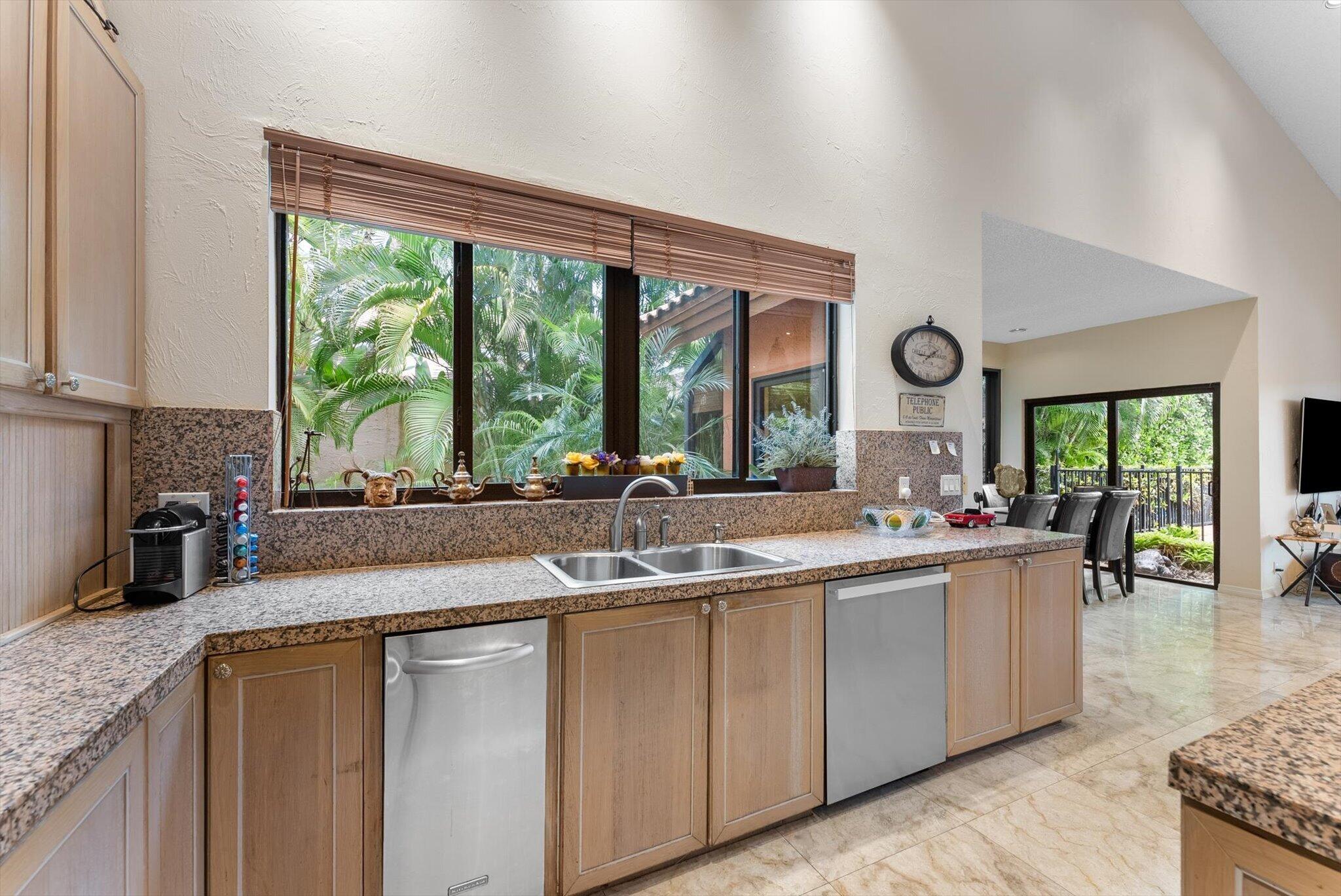 7276 Sidonia Court Boca Raton, FL 33433 - Photo 14 of 60 Kitchen