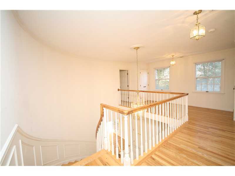 4 Locust Hill Road Darien, CT 06820 - Photo 14 of 25 a view of a balcony