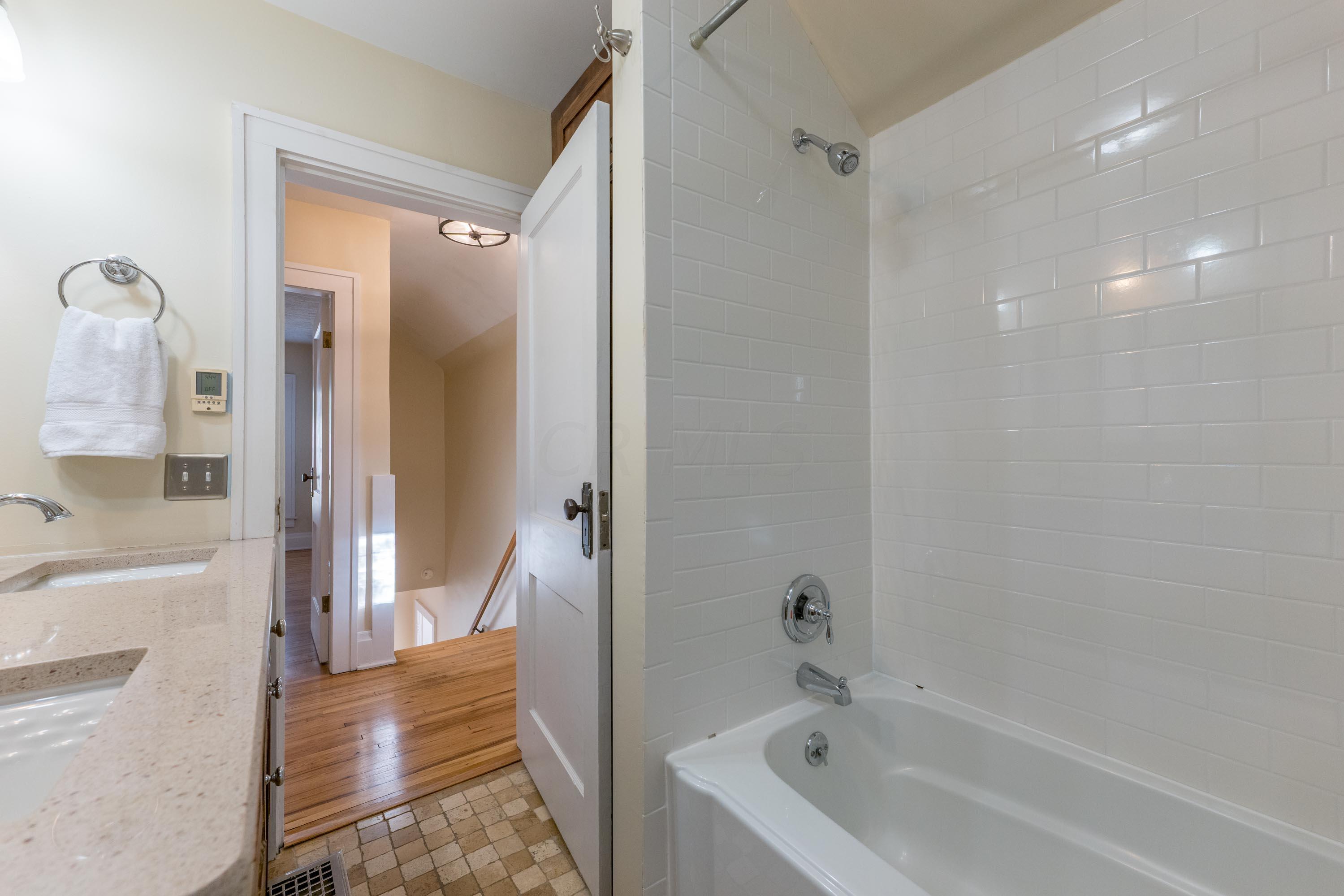 75 East Weber Road Columbus, OH 43202 - Photo 32 of 44 Full Bath