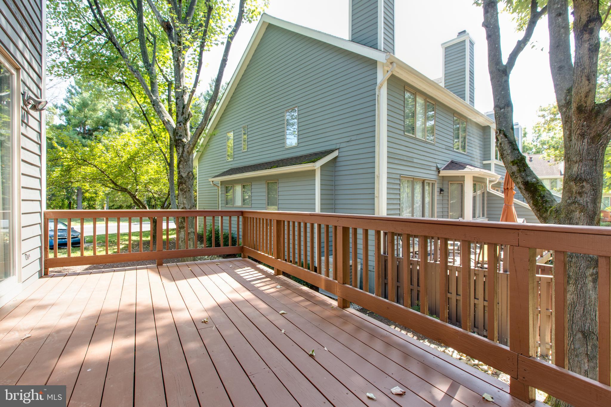 5197 Columbia Road, Unit 952 Columbia, MD 21044 - Photo 17 of 39 Deck