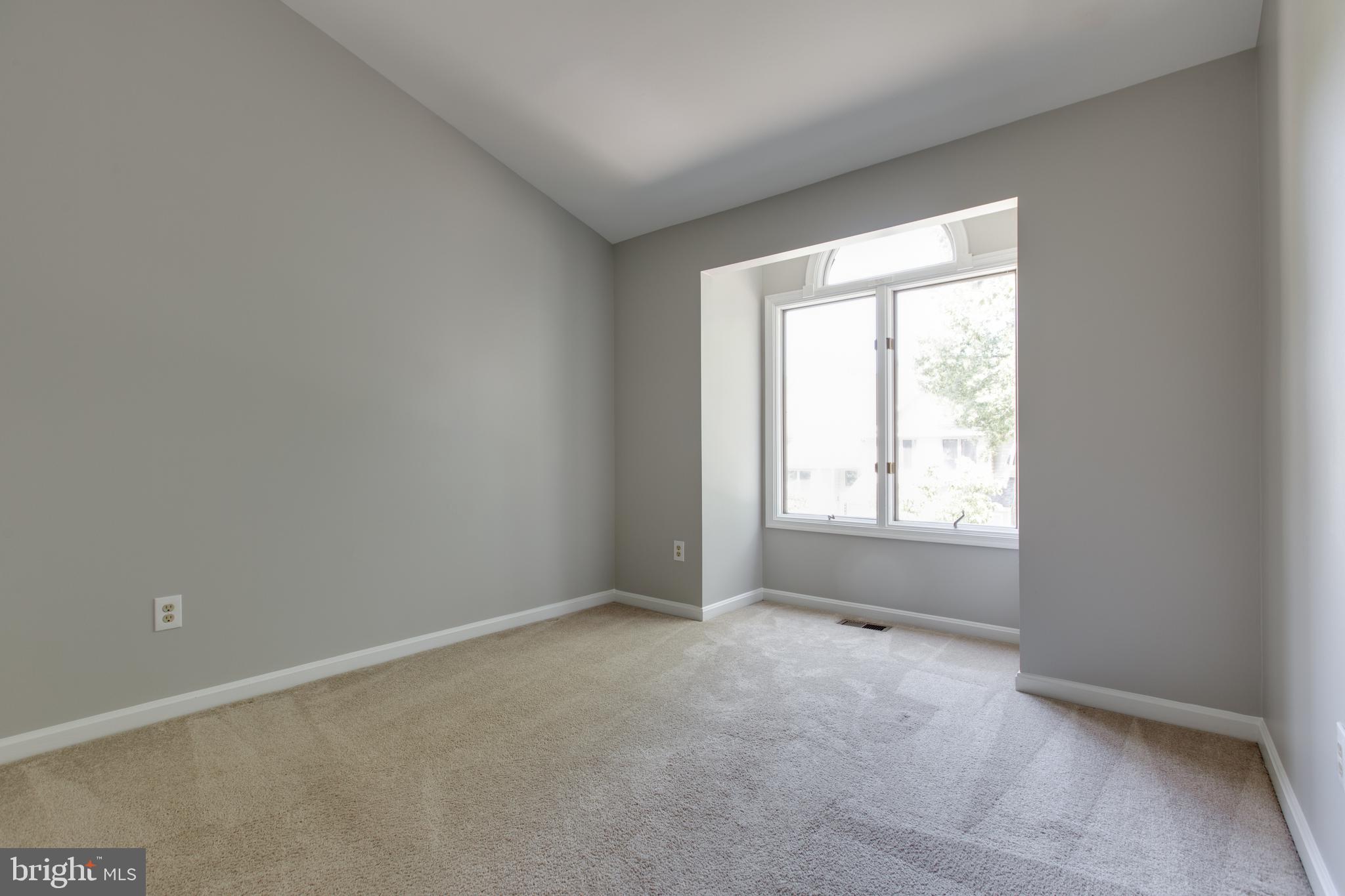 5197 Columbia Road, Unit 952 Columbia, MD 21044 - Photo 24 of 39 Bedroom #2