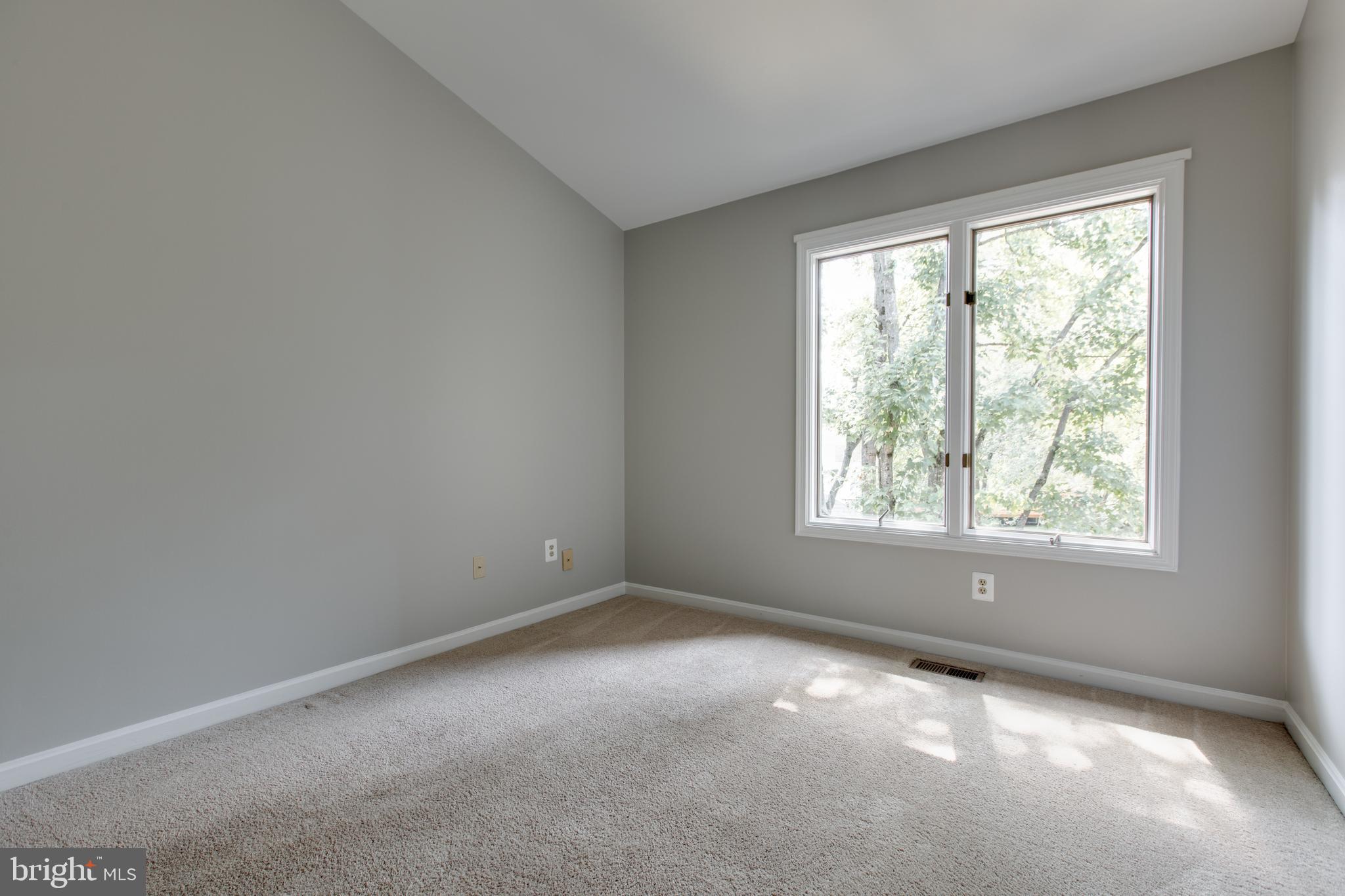 5197 Columbia Road, Unit 952 Columbia, MD 21044 - Photo 29 of 39 Bedroom #3