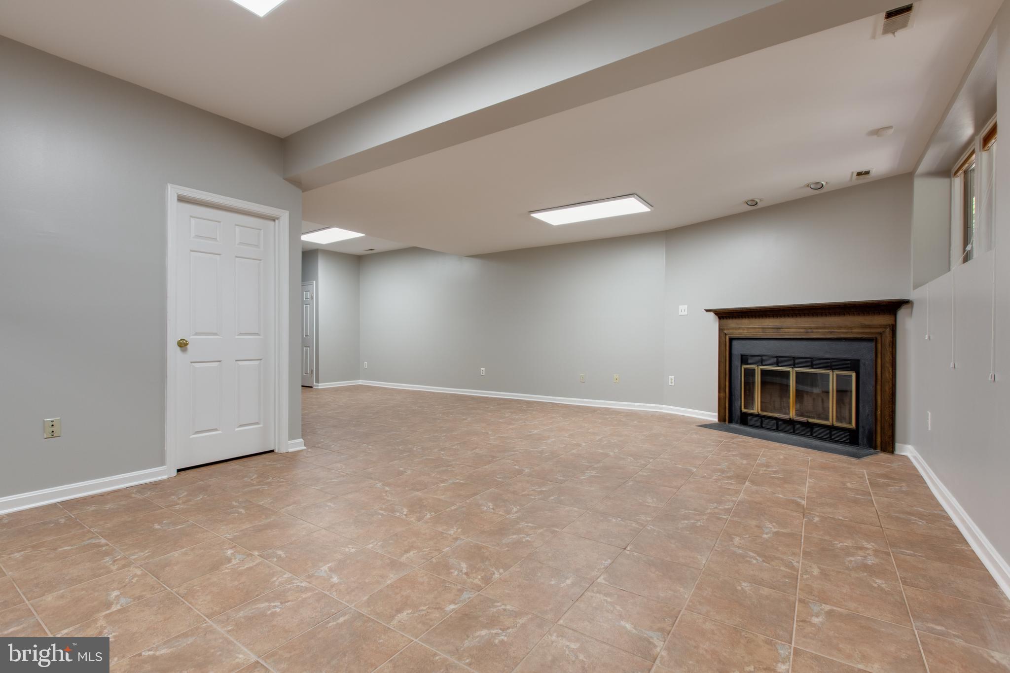 5197 Columbia Road, Unit 952 Columbia, MD 21044 - Photo 36 of 39 Recreation Room