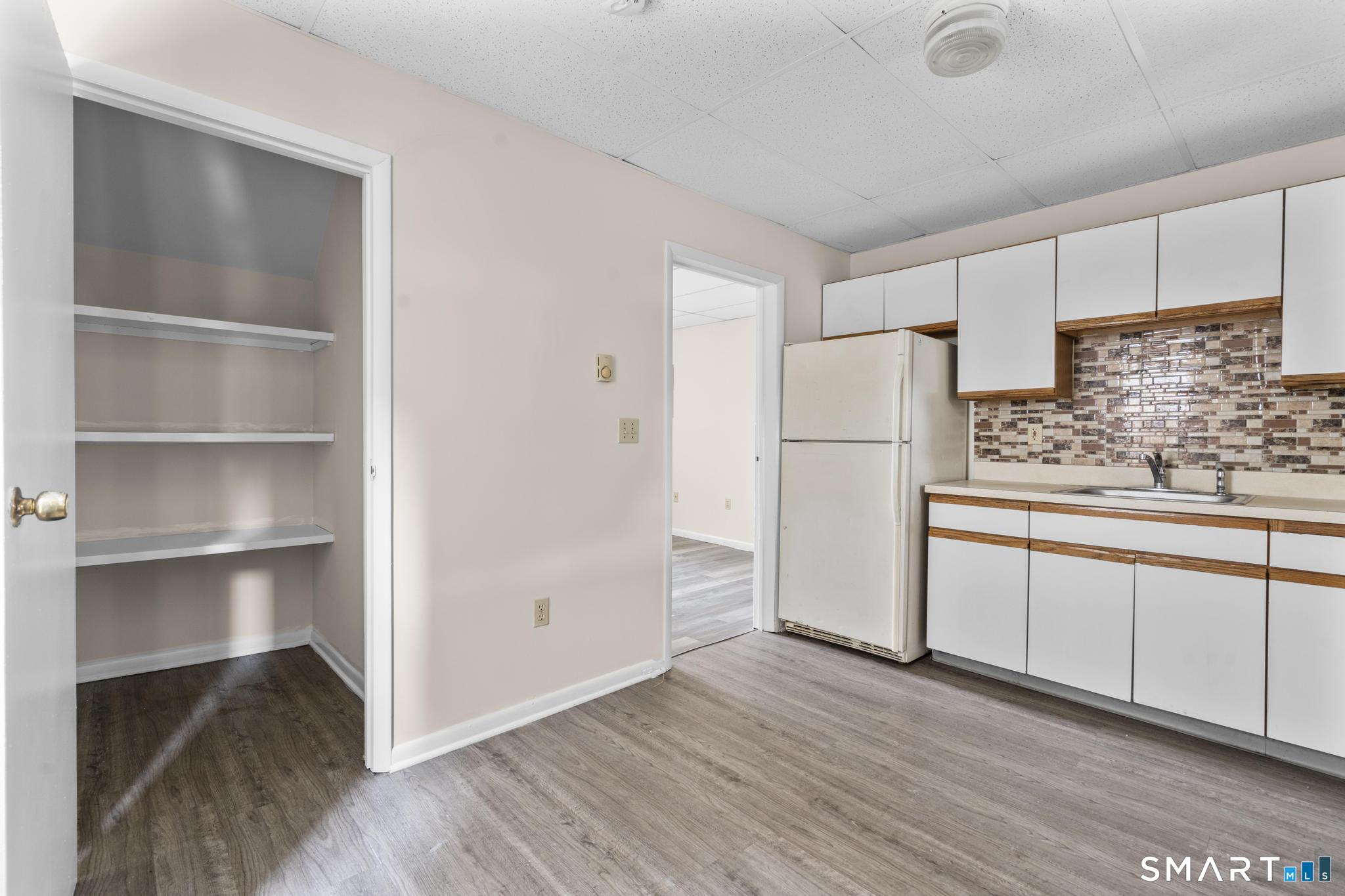 985 Bank Street Waterbury, CT 06708 - Photo 30 of 38