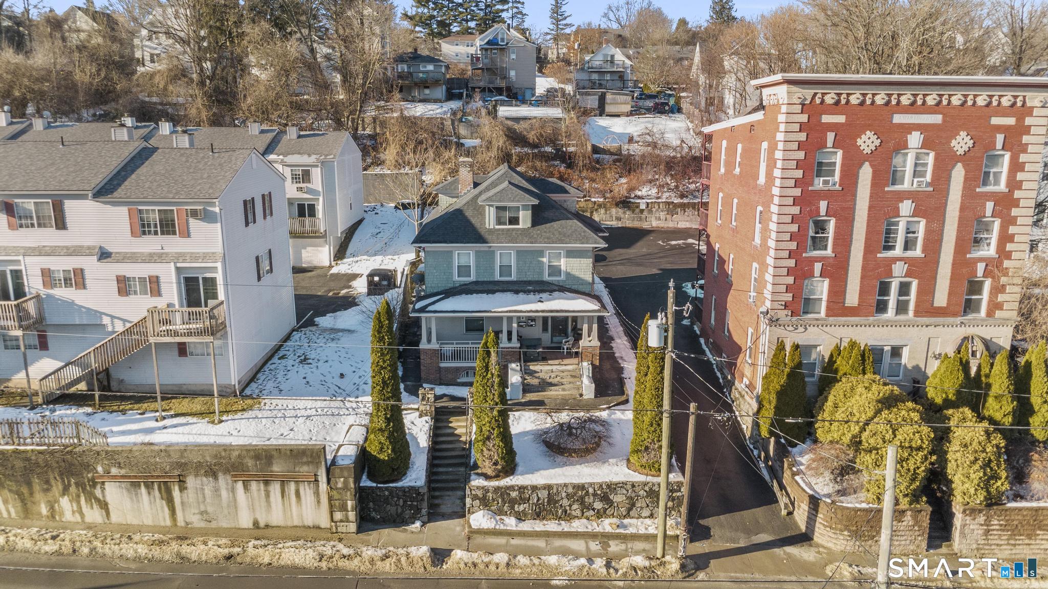 985 Bank Street Waterbury, CT 06708 - Photo 7 of 38