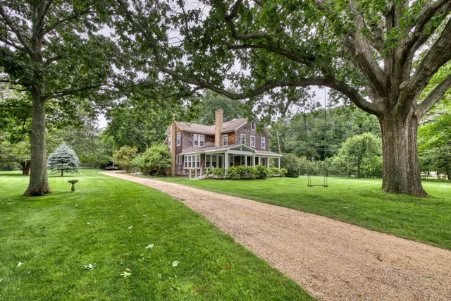 $32,000 | 947 Springs Fireplace Road, East Hampton, NY 11937