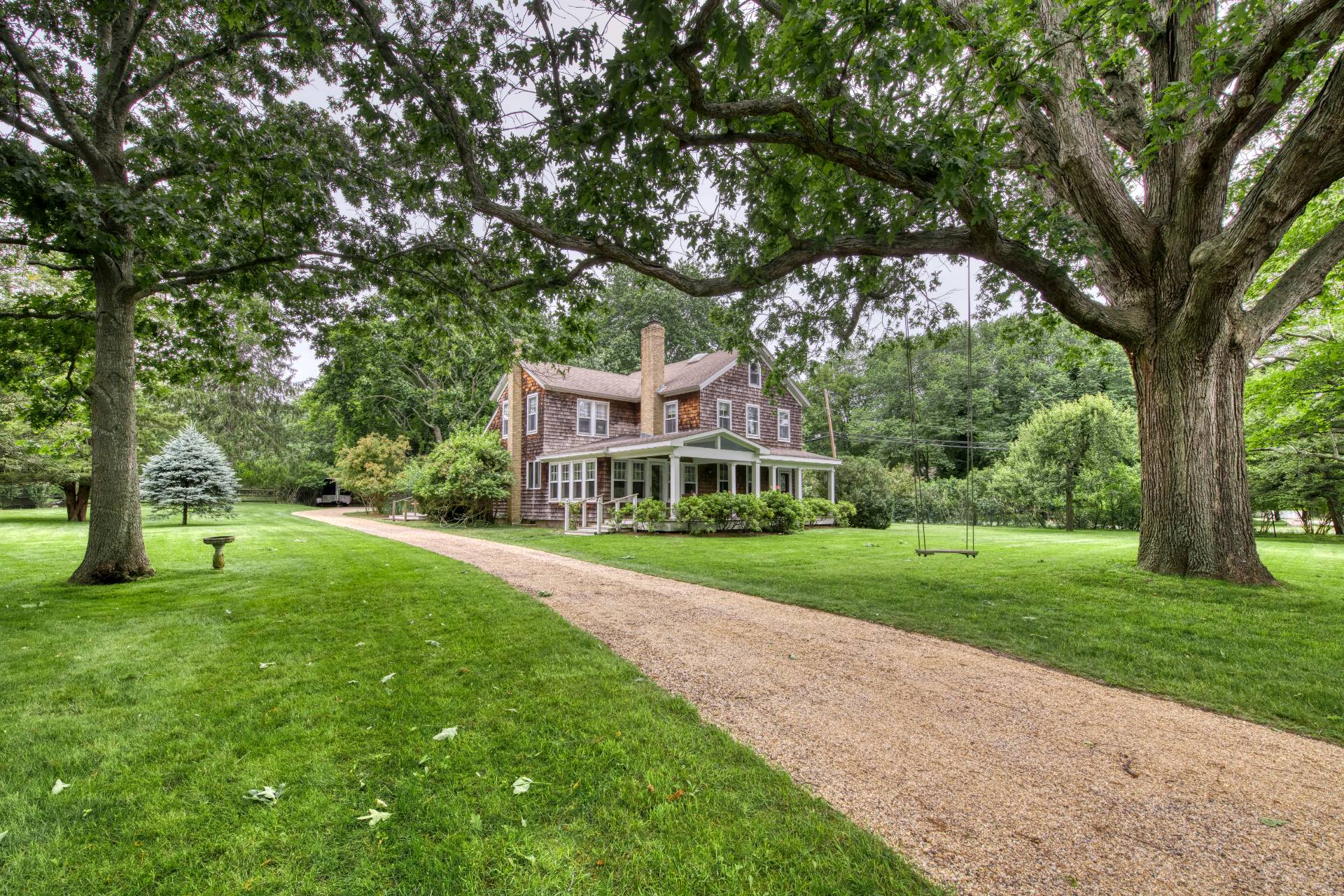 947 Springs Fireplace Road East Hampton, NY 11937 - Photo 2 of 16