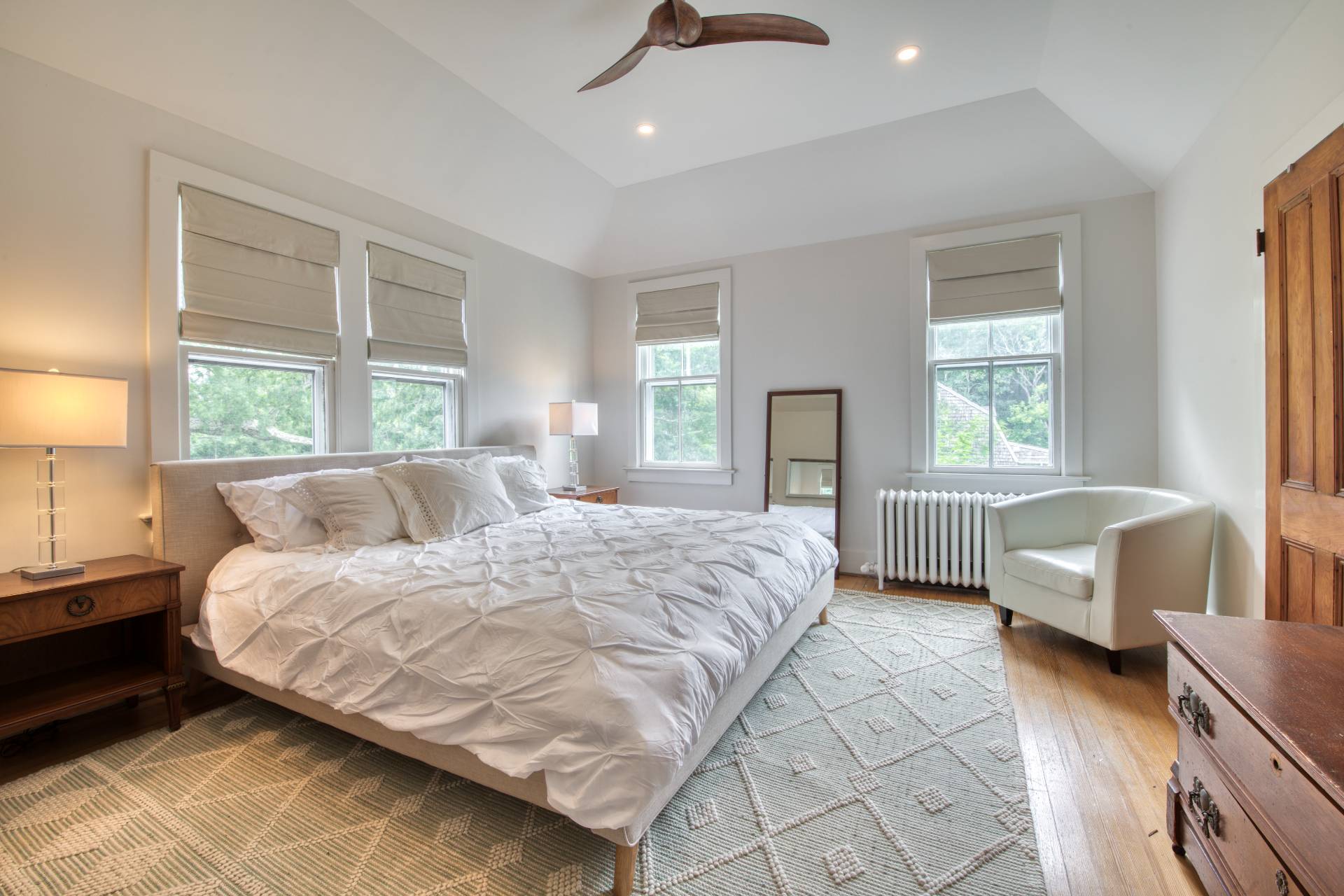 947 Springs Fireplace Road East Hampton, NY 11937 - Photo 9 of 16