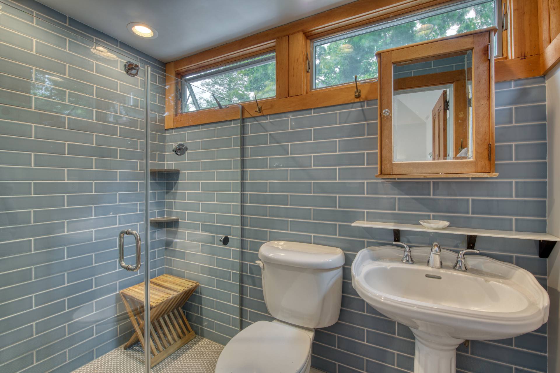 947 Springs Fireplace Road East Hampton, NY 11937 - Photo 10 of 16