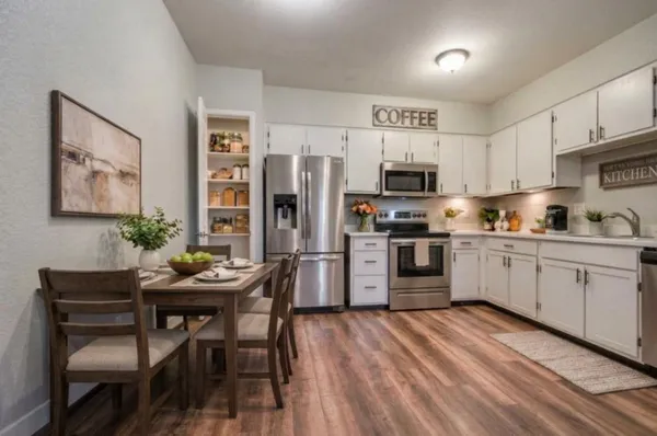 $800 | 830 South Dobson Road, Unit 76, Mesa, AZ 85202