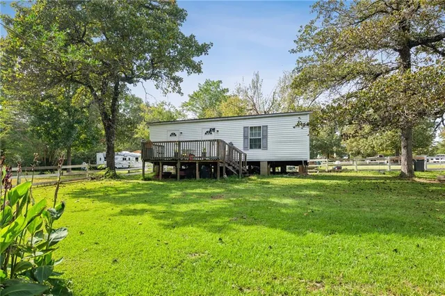 $550,000 | 26400 Highway 40, Bush, LA 70431