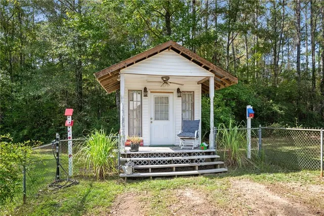 $550,000 | 26400 Highway 40, Bush, LA 70431