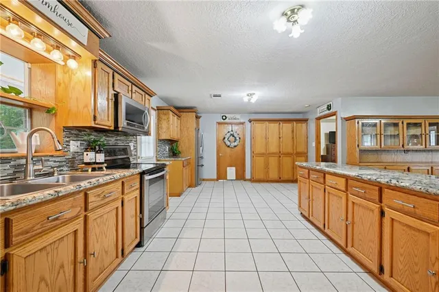 $550,000 | 26400 Highway 40, Bush, LA 70431