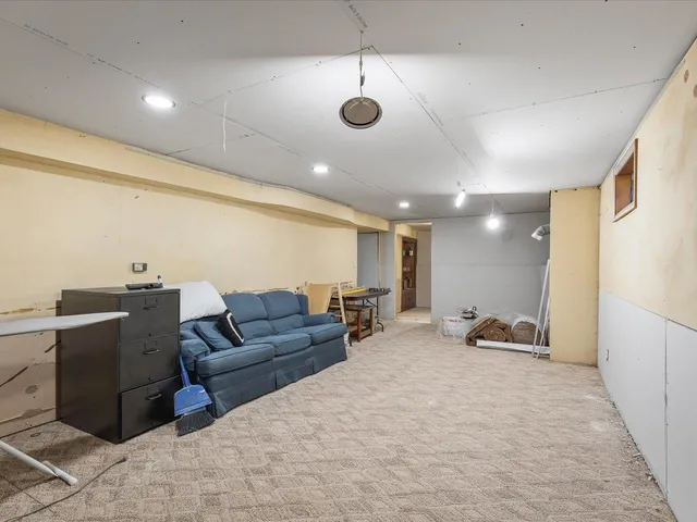 $215,000 | 4821 Danforth Drive, Rockford, IL 61114