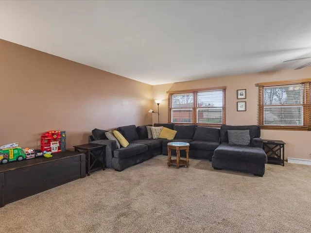 $215,000 | 4821 Danforth Drive, Rockford, IL 61114