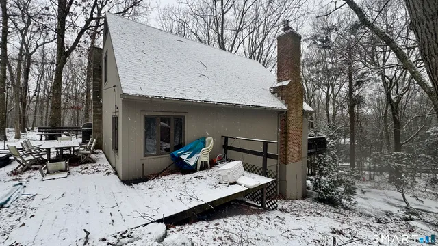 $780,000 | 38 Ravenwood Drive, Weston, CT 06883