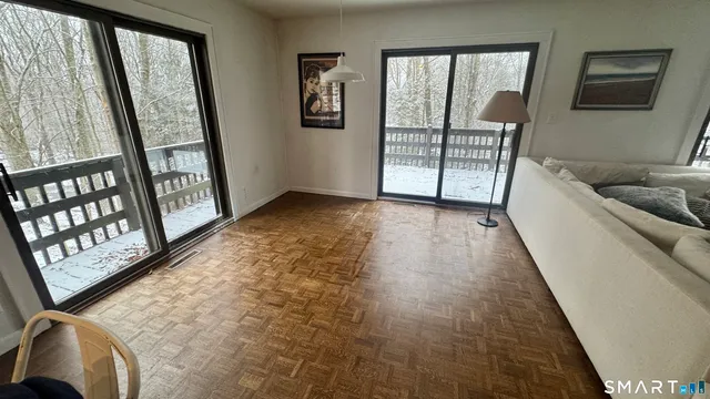 $780,000 | 38 Ravenwood Drive, Weston, CT 06883