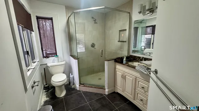 $780,000 | 38 Ravenwood Drive, Weston, CT 06883