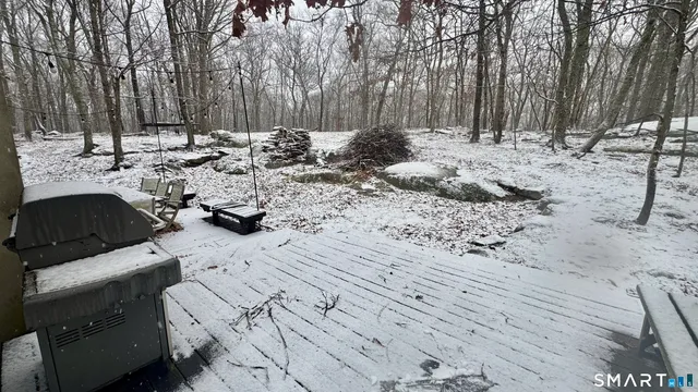 $780,000 | 38 Ravenwood Drive, Weston, CT 06883