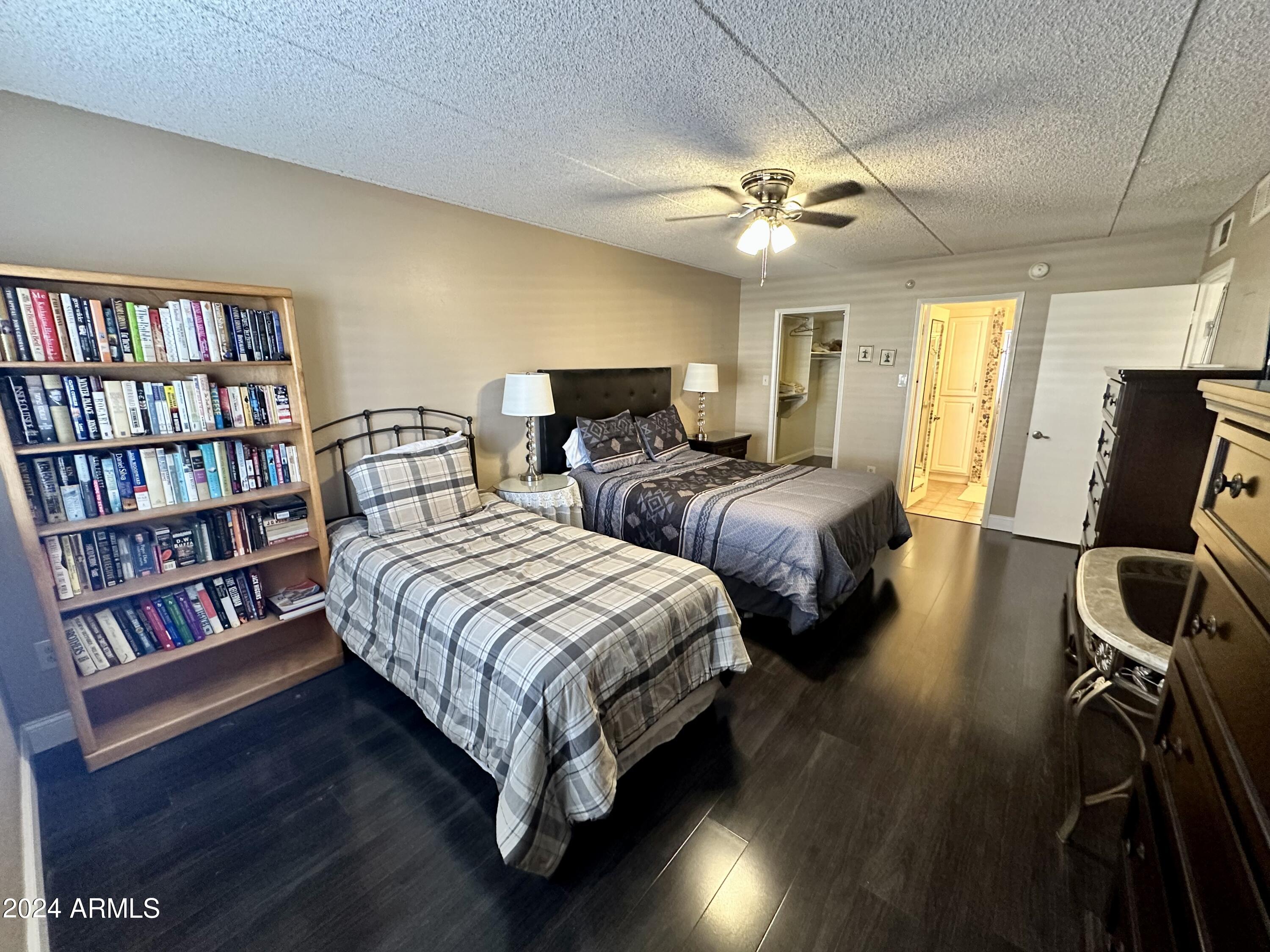 7950 East Camelback Road, Unit 111 Scottsdale, AZ 85251 - Photo 11 of 30 Master Bedroom