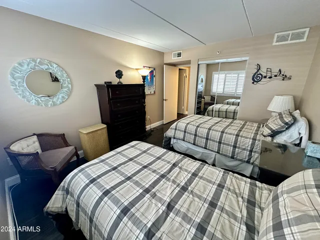 $2,400 | 7950 East Camelback Road, Unit 111, Scottsdale, AZ 85251