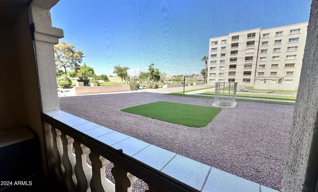 $2,400 | 7950 East Camelback Road, Unit 111, Scottsdale, AZ 85251
