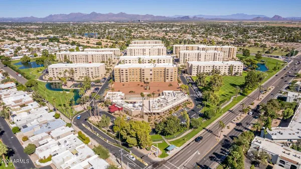 $2,400 | 7950 East Camelback Road, Unit 111, Scottsdale, AZ 85251