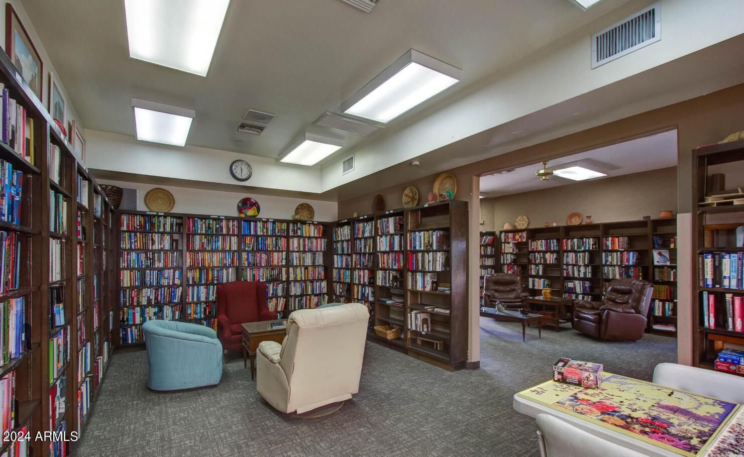 7950 East Camelback Road, Unit 111 Scottsdale, AZ 85251 - Photo 29 of 30 Community Library