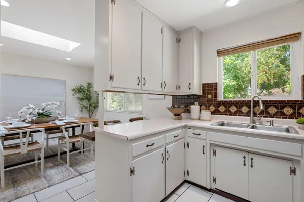 $1,995,000 | 3855 Foothill Road, Santa Barbara, CA 93110