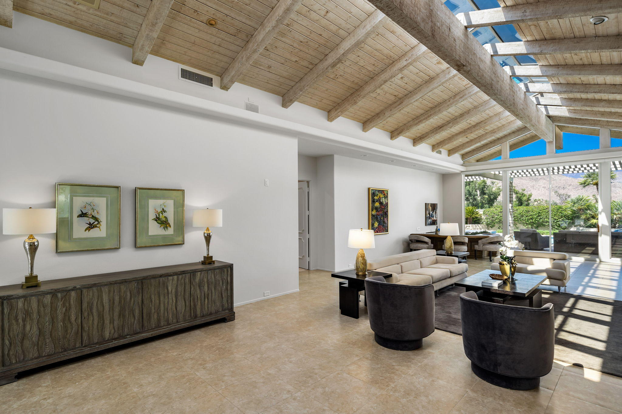 74 Mayfair Drive Rancho Mirage, CA 92270 - Photo 7 of 35 a living room with furniture