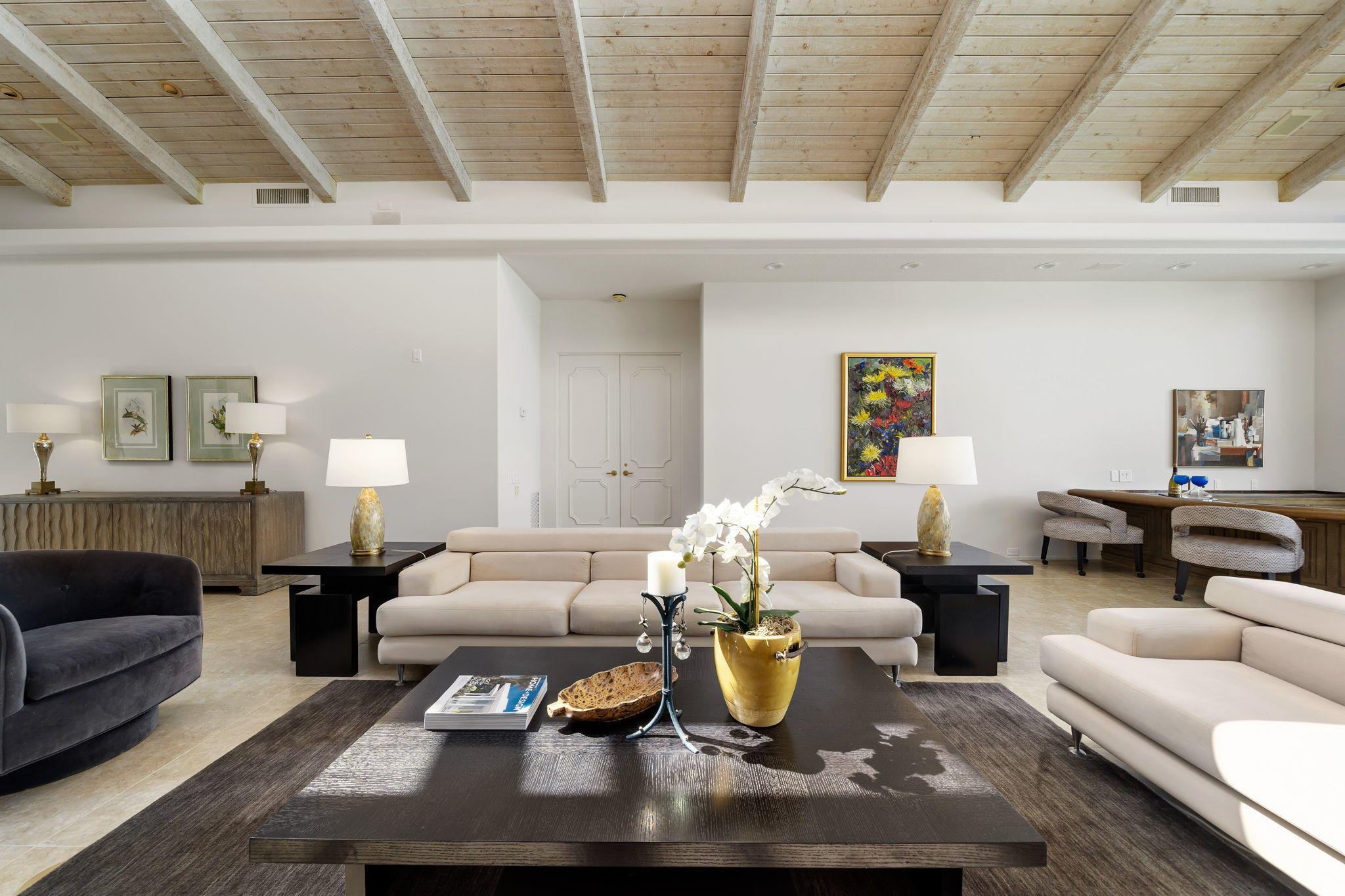 74 Mayfair Drive Rancho Mirage, CA 92270 - Photo 8 of 35 a living room with furniture