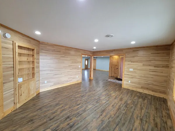 $715,000 | 15274 85th Avenue Northeast, Foley, MN 56329