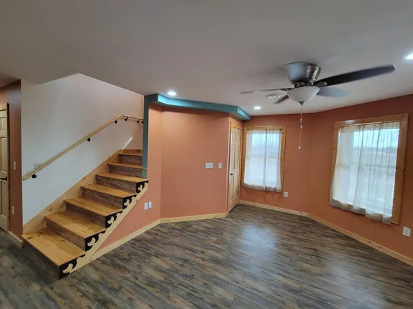 $715,000 | 15274 85th Avenue Northeast, Foley, MN 56329