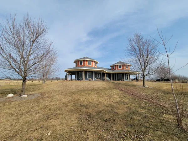 $715,000 | 15274 85th Avenue Northeast, Foley, MN 56329