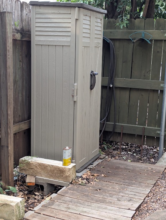 2203 Western Trails Boulevard, Unit B Austin, TX 78745 - Photo 21 of 33