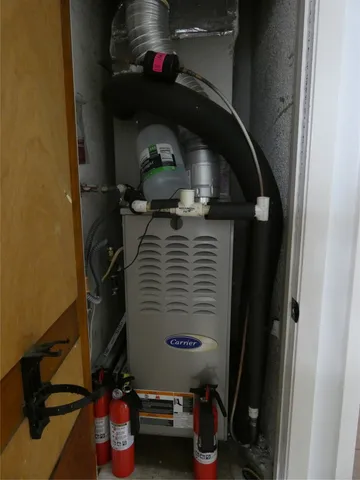 $1,750 | 2203 Western Trails Boulevard, Unit B, Austin, TX 78745