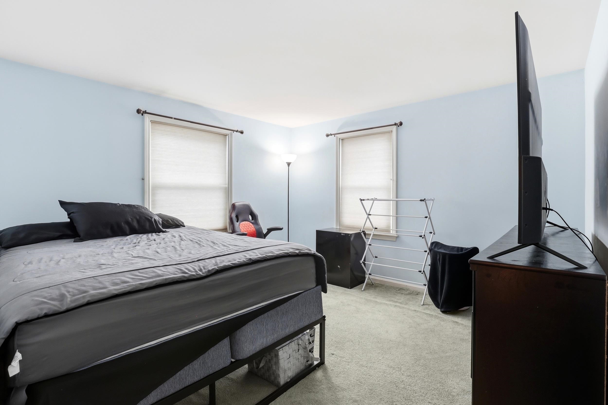 147 Leewood Street Manchester, NH 03103 - Photo 16 of 36