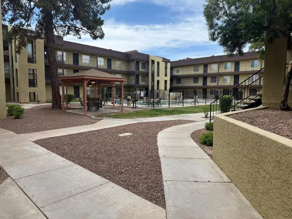 $1,200 | 461 West Holmes Avenue, Unit 150, Mesa, AZ 85210