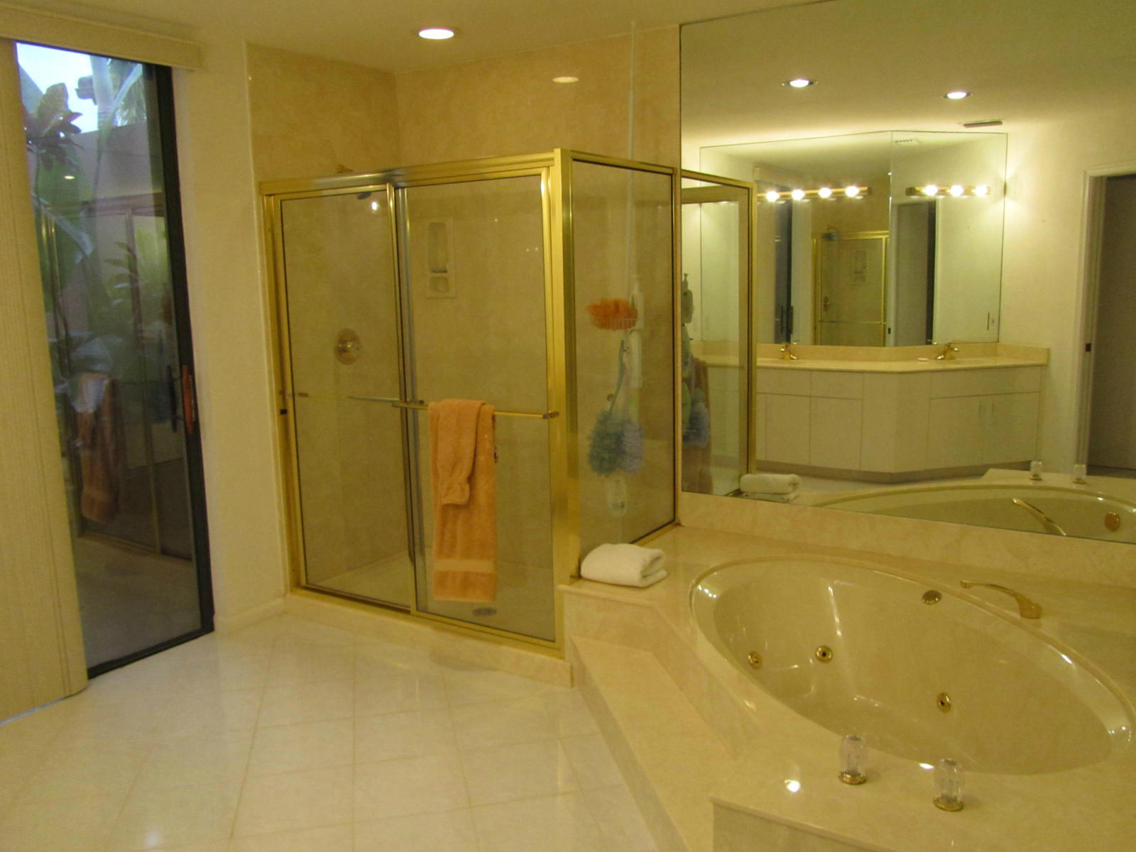 6483 Via Rosa Boca Raton, FL 33433 - Photo 8 of 13 Master Bathroom