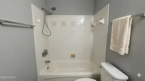 $1,875 | 100 Kensington Boulevard, Unit 214, Bluffton, SC 29910