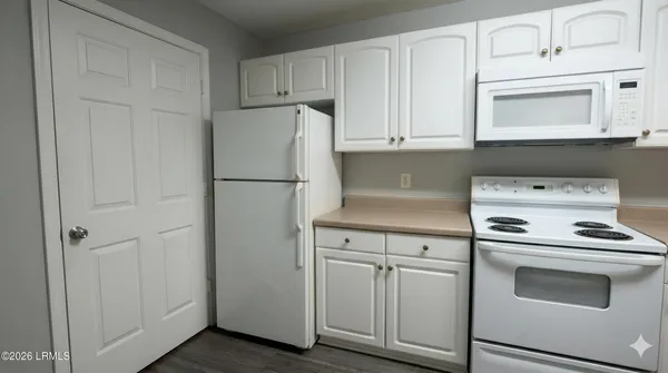 $1,875 | 100 Kensington Boulevard, Unit 214, Bluffton, SC 29910