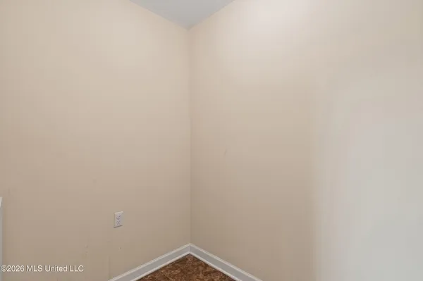 $295,000 | 8686 Parkview Oaks Circle, Olive Branch, MS 38654
