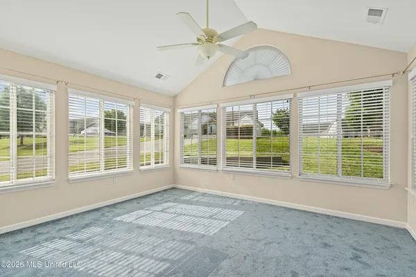 $295,000 | 8686 Parkview Oaks Circle, Olive Branch, MS 38654